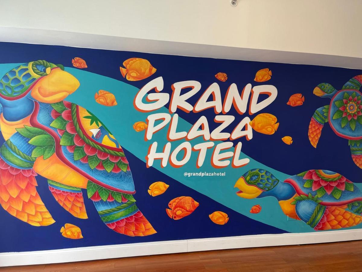 Grand Plaza Hotel Tumon Esterno foto